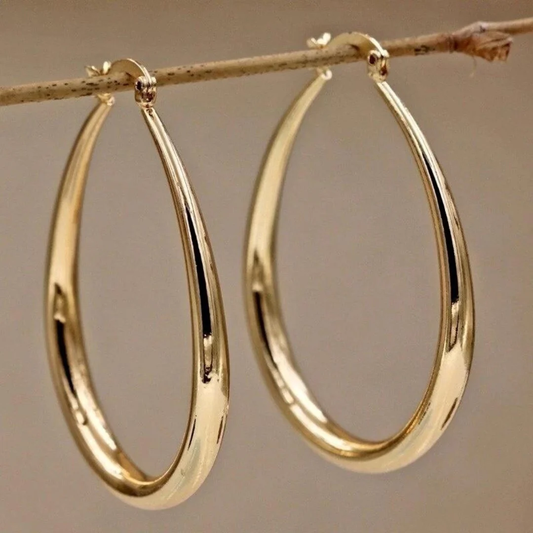 Valeria | Soft Oval Earrings